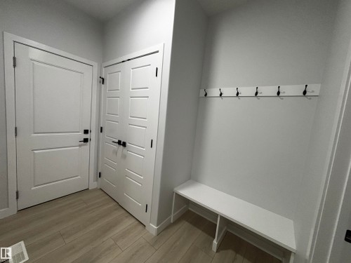 2137 209A Street Nw, Edmonton, AB - Indoor Photo Showing Other Room