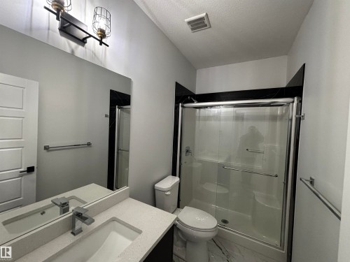 2137 209A Street Nw, Edmonton, AB - Indoor Photo Showing Bathroom