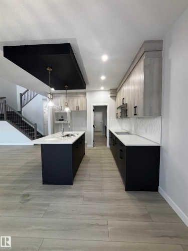 2137 209A Street Nw, Edmonton, AB - Indoor Photo Showing Kitchen