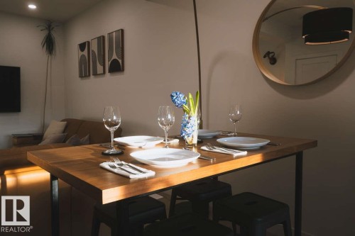 3732 214 Street, Edmonton, AB - Indoor