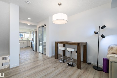 616 Kinglet Boulevard, Edmonton, AB - Indoor Photo Showing Other Room