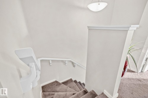 2830 18A Avenue, Edmonton, AB - Indoor Photo Showing Other Room