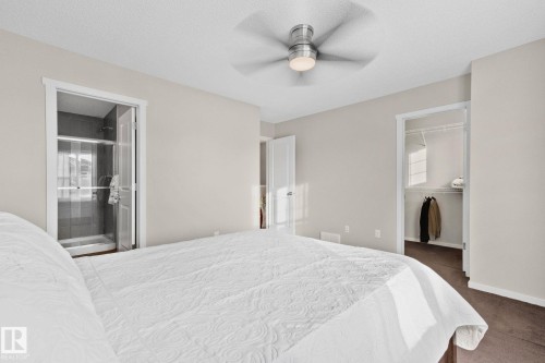 2830 18A Avenue, Edmonton, AB - Indoor Photo Showing Bedroom