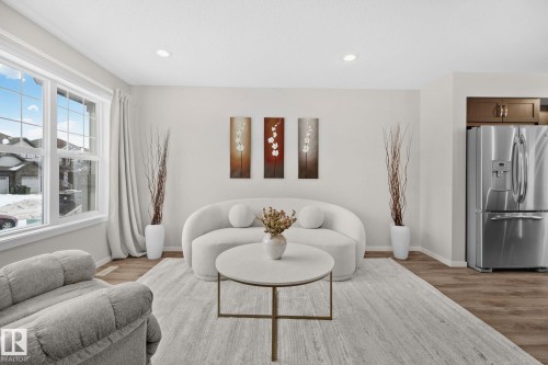 2830 18A Avenue, Edmonton, AB - Indoor Photo Showing Living Room