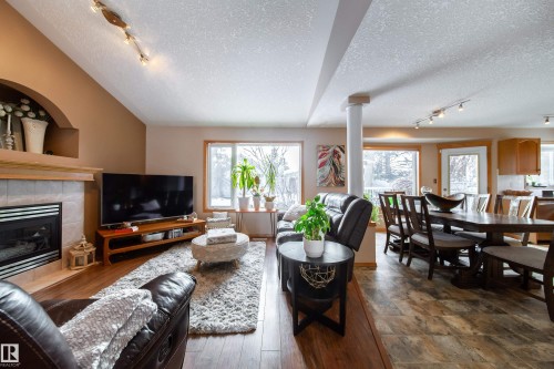 5 Emerson Place, St. Albert, AB - Indoor Photo Showing Living Room With Fireplace