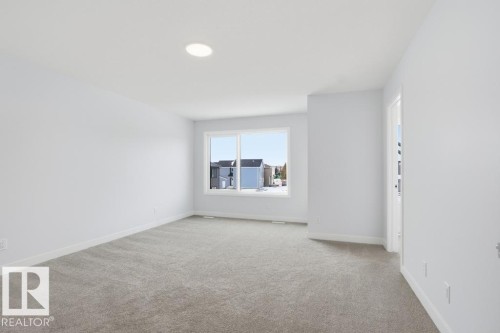 9115 Elves Loop, Edmonton, AB - Indoor Photo Showing Other Room