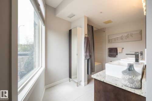 122 5151 Windermere Boulevard, Edmonton, AB - Indoor