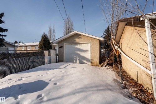 10519 40 Street, Edmonton, AB - Outdoor