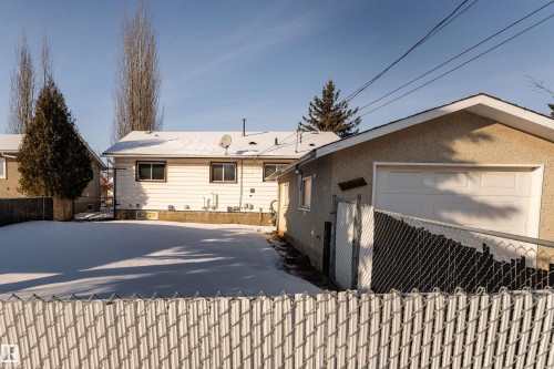 10519 40 Street, Edmonton, AB - Outdoor