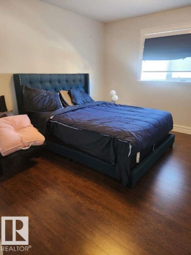 16756 60 Street, Edmonton, AB - Indoor Photo Showing Bedroom