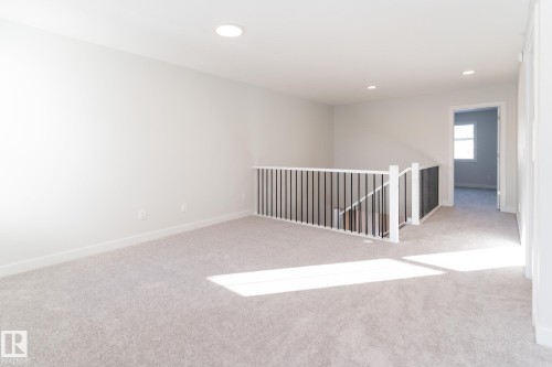 3038 Dixon Landing, Edmonton, AB - Indoor Photo Showing Other Room