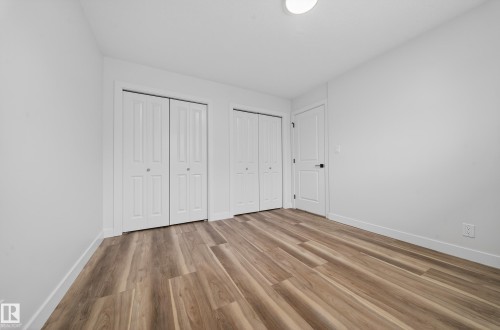 11815 46 Street, Edmonton, AB - Indoor Photo Showing Other Room