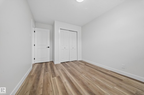11815 46 Street, Edmonton, AB - Indoor Photo Showing Other Room