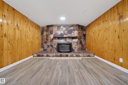 11815 46 Street, Edmonton, AB - Indoor With Fireplace