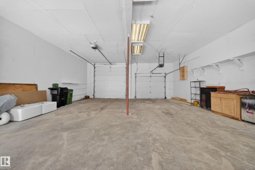 11815 46 Street, Edmonton, AB - Indoor Photo Showing Garage
