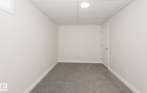 6807 98A Avenue, Edmonton, AB - Indoor Photo Showing Other Room