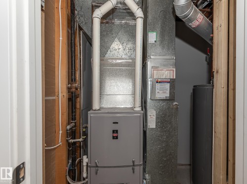 6807 98A Avenue, Edmonton, AB - Indoor Photo Showing Basement