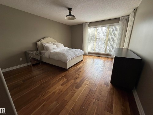 17 925 Picard Drive, Edmonton, AB - Indoor Photo Showing Bedroom