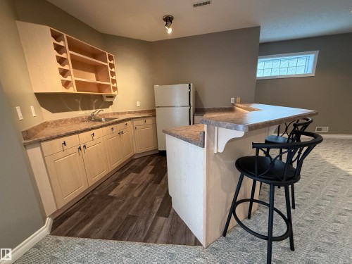 17 925 Picard Drive, Edmonton, AB - Indoor Photo Showing Kitchen