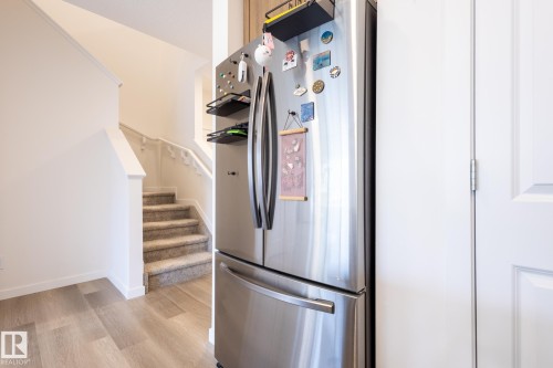 1994 Kroetsch Crescent, Edmonton, AB - Indoor