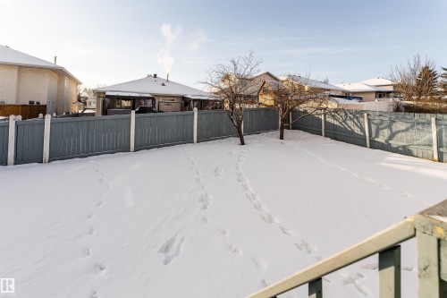 948 Ormsby Wynd, Edmonton, AB - Outdoor
