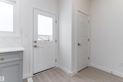 1250 Mcleod Avenue, Spruce Grove, AB - Indoor Photo Showing Other Room