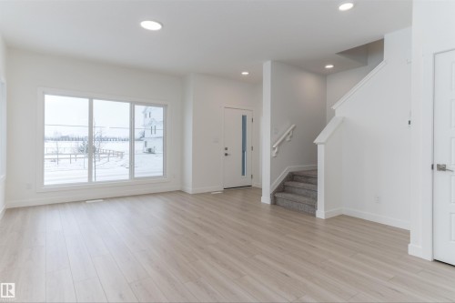 1250 Mcleod Avenue, Spruce Grove, AB - Indoor Photo Showing Other Room