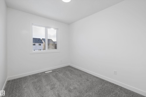18851 29 Avenue, Edmonton, AB - Indoor Photo Showing Other Room