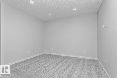 317 Edgemont Drive, Edmonton, AB - Indoor Photo Showing Other Room