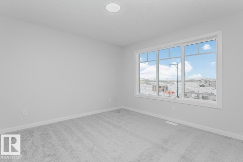 317 Edgemont Drive, Edmonton, AB - Indoor Photo Showing Other Room