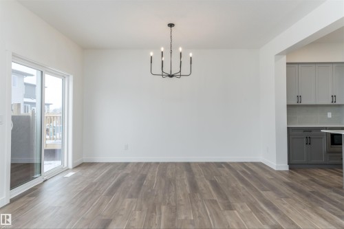 1 Empress Way, Spruce Grove, AB - Indoor Photo Showing Other Room