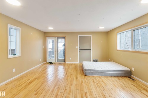 10207 88 Street, Edmonton, AB - Indoor Photo Showing Other Room