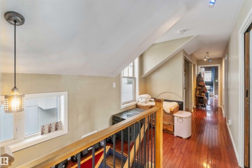 10207 88 Street, Edmonton, AB - Indoor Photo Showing Other Room