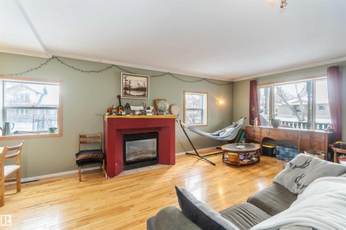 10207 88 Street, Edmonton, AB - Indoor Photo Showing Living Room With Fireplace