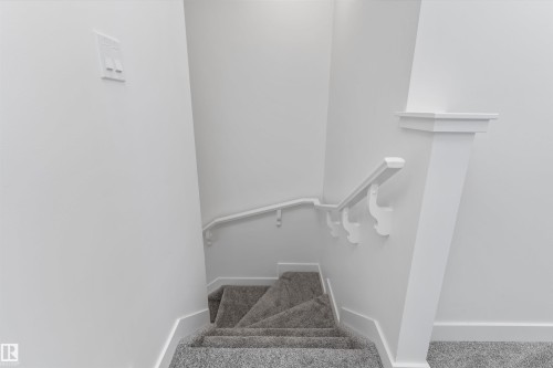 20816 40 Avenue, Edmonton, AB - Indoor