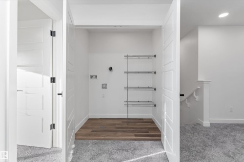 20816 40 Avenue, Edmonton, AB - Indoor Photo Showing Other Room