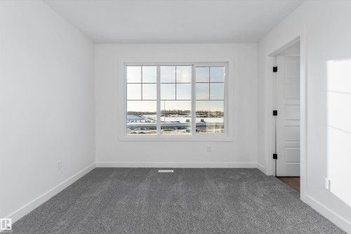 20816 40 Avenue, Edmonton, AB - Indoor Photo Showing Other Room