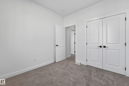 118 Pierwyck Loop, Spruce Grove, AB - Indoor Photo Showing Other Room