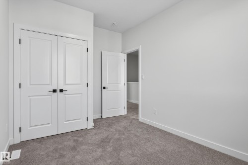 118 Pierwyck Loop, Spruce Grove, AB - Indoor Photo Showing Other Room