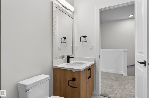 118 Pierwyck Loop, Spruce Grove, AB - Indoor Photo Showing Bathroom