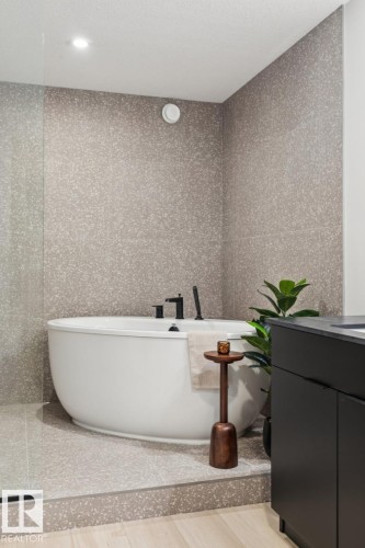 5105 69 Street, Beaumont, AB - Indoor Photo Showing Bathroom