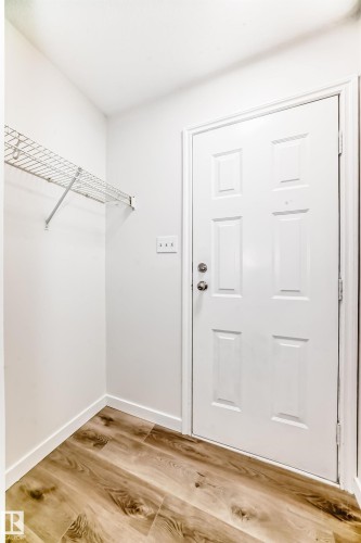 13319 85 Street, Edmonton, AB - Indoor