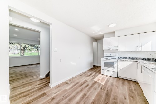 13319 85 Street, Edmonton, AB - Indoor Photo Showing Kitchen