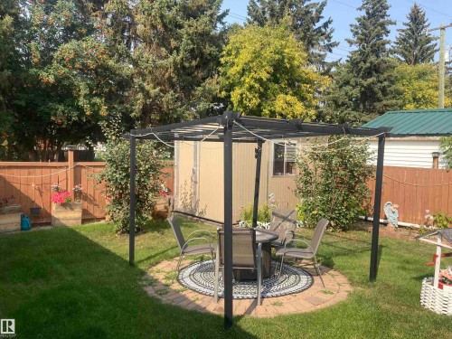 5220 49 Street, Willingdon, AB - Outdoor With Backyard