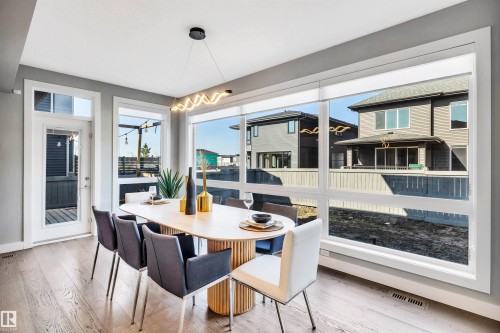 6606 Knox Place, Edmonton, AB - Indoor Photo Showing Dining Room