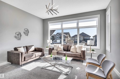 6606 Knox Place, Edmonton, AB - Indoor Photo Showing Living Room