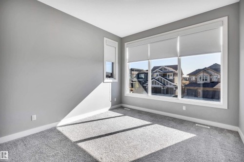 6606 Knox Place, Edmonton, AB - Indoor Photo Showing Other Room