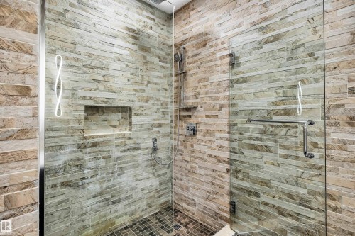 6606 Knox Place, Edmonton, AB - Indoor