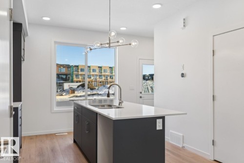 403 30 Street, Edmonton, AB - Indoor Photo Showing Kitchen With Double Sink