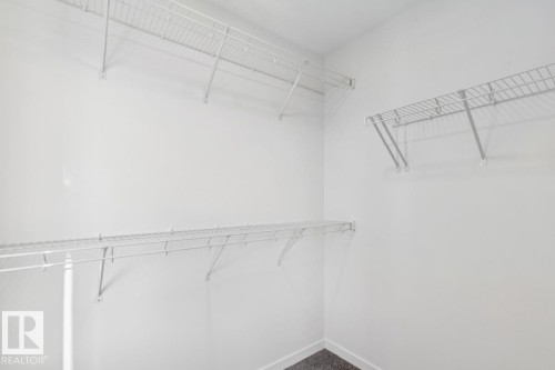 403 30 Street, Edmonton, AB - Indoor With Storage